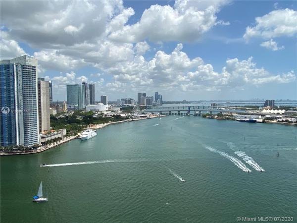 Two Tequesta Point, 808 Brickell Key Dr #2601, Miami, Florida 33131, image 2