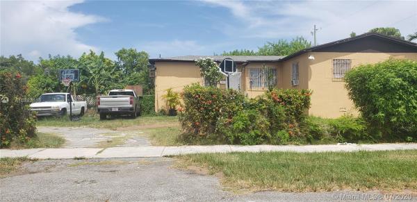 Coral Way Village, 2401 SW 83rd Ave, Westchester, Florida 33155, image 2