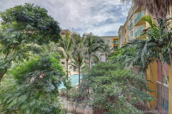 Valencia, 6001 SW 70th St #340, South Miami, Florida 33143, image 2
