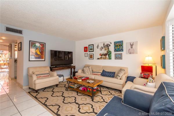 Dadeland Cove, 10091 SW 77th Ct #10091, Kendall, Florida 33156, image 2