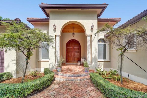 2630 SW 112th Ct, University Park, Florida 33165, image 2