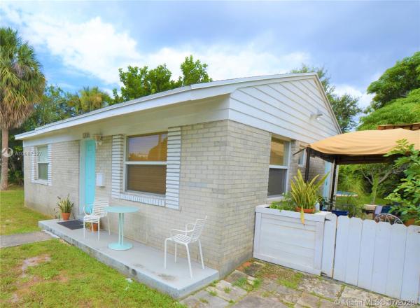 Mercer Park, 1206 Longwood St, West Palm Beach, Florida 33401, image 2