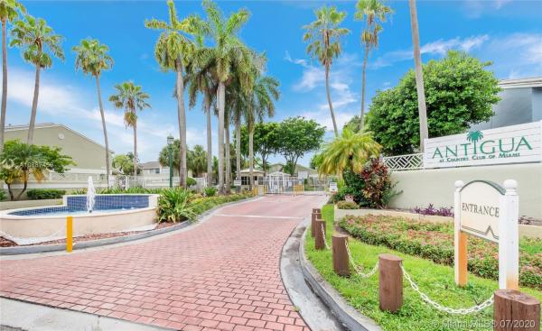 Antigua At Country Club Of Miami, 6755 NW 175th Ln #K-9, Country Club, Florida 33015, image 2