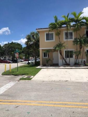 Weitzer Serena Lakes Townhomes, 13939 SW 174th Ter #none, Richmond West, Florida 33177, image 2