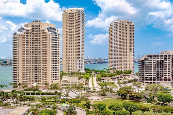 Courvoisier Courts, 701 Brickell Key Blvd #1704, Miami, Florida 33131, image 2