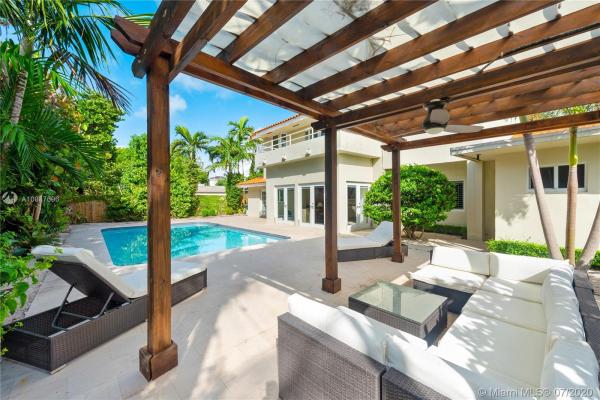 Biscayne Key Estates, 370 Harbor Ln, Key Biscayne, Florida 33149, image 2