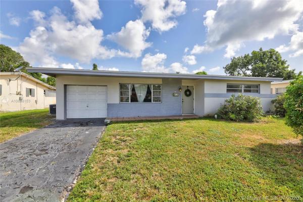 Sunrise Golf Village, 7101 NW 24th Ct, Sunrise, Florida 33313, image 2