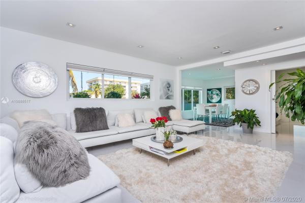 The Marseilles, 1225 Marseille Dr #20, Miami Beach, Florida 33141, image 2