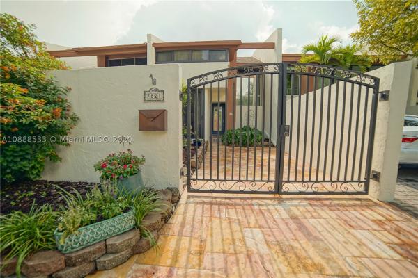 Sunset Park Lake Villas, 7821 SW 103rd Pl 0, Kendall, Florida 33173, image 3