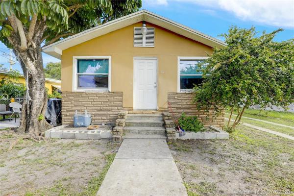 North Miami Estates, 1612 NW 42nd St, Miami, Florida 33142, image 2