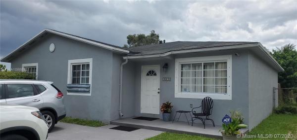 Watermen Homes, 3878 NW 201st Ter, Miami Gardens, Florida 33055, image 2