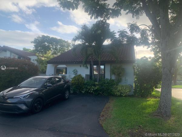 Town Villas In The Crossings, 11024 SW 136th Ct, The Crossings, Florida 33186, image 2