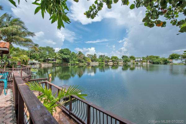Lake Louise, 871 Heron Ave, Miami Springs, Florida 33166, image 2