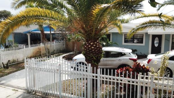 Carol City, 17140 NW 51st Pl, Miami Gardens, Florida 33055, image 2