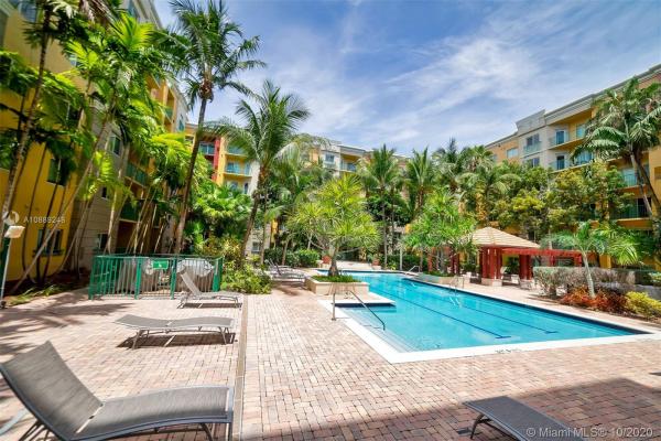 Valencia, 6001 SW 70th St #153, South Miami, Florida 33143, image 2