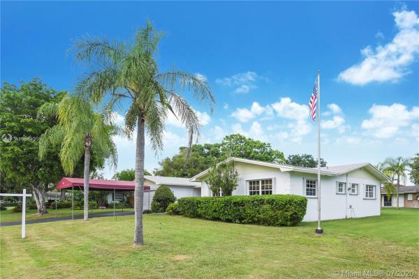 Pine Shore, 12225 SW 109th Ct, Kendall, Florida 33176, image 2