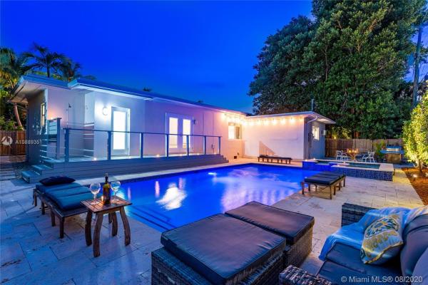 Washington Place, 725 NE 72nd St, Miami, Florida 33138, image 2