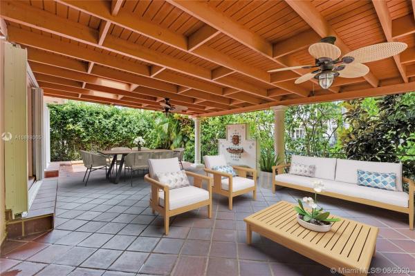 Coral Gables Country Club, 1519 Sarria Ave, Coral Gables, Florida 33146, image 2