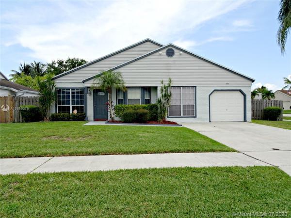 Honey Lake Family Homes, 951 SW 134th Ave, Davie, Florida 33325, image 2