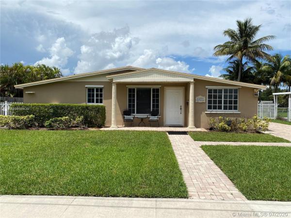 Heftler Homes Sunset Park, 9825 SW 80th Dr, Kendall, Florida 33173, image 2