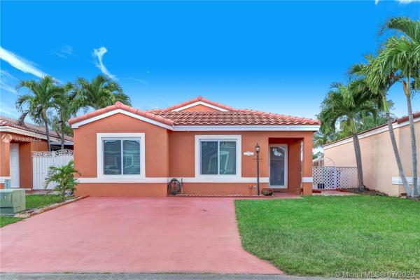 Weitzer Serena Lakes West, 17392 SW 142nd Pl, Richmond West, Florida 33177, image 2