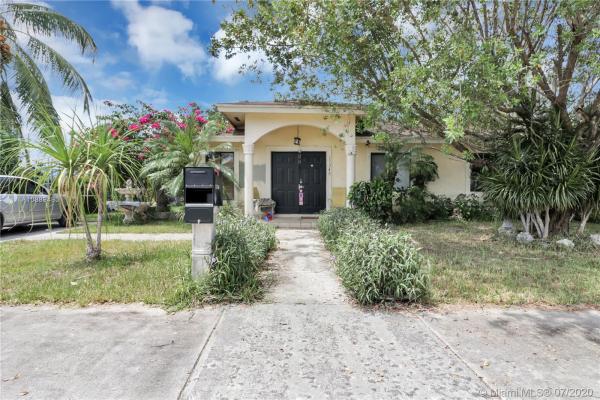 Goulds No HOA, 11740 SW 221st St, Goulds, Florida 33170, image 2