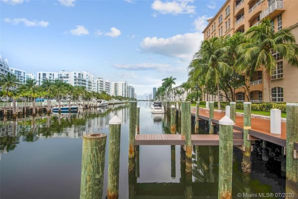 Alaqua, 3001 NE 185th St #116, Aventura, Florida 33180, image 2