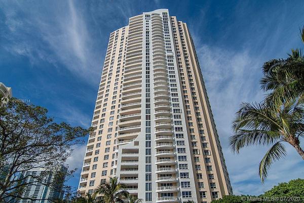Three Tequesta Point, 848 Brickell Key Dr #3603, Miami, Florida 33131, image 2