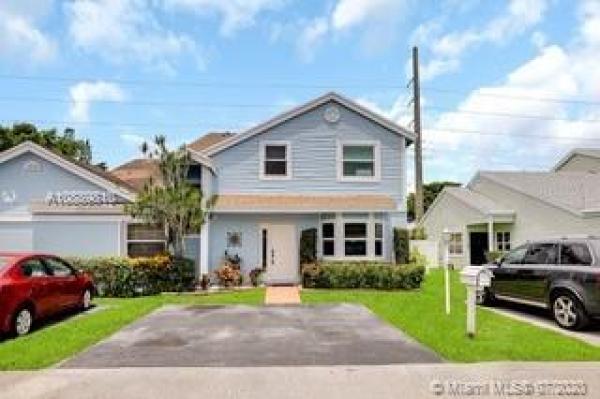 Scarborough, 1101 SW 111th Way, Davie, Florida 33324, image 2