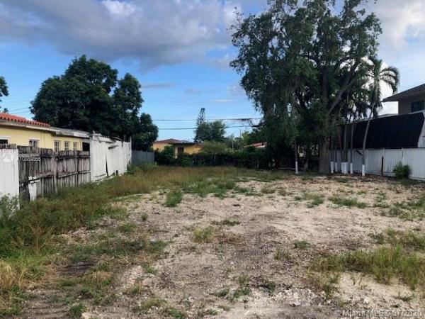 Silver Bluff Homesites, 3266 SW 25th Ter, Miami, Florida 33133, image 2