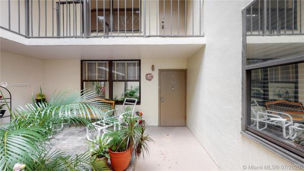 Villa Dorada, 20401 NE 30th Ave #114-8, Aventura, Florida 33180, image 2