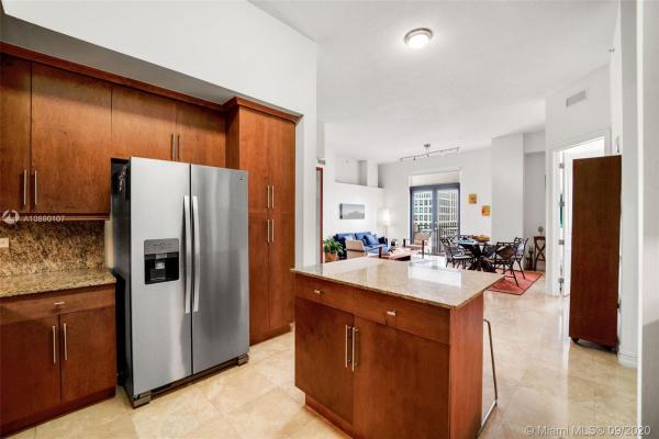 The Ponce Tower, 1805 Ponce De Leon Blvd #910, Coral Gables, Florida 33134, image 3