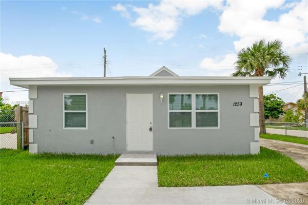 Monroe Heights, 1259 W 25th St, Riviera Beach, Florida 33404, image 2