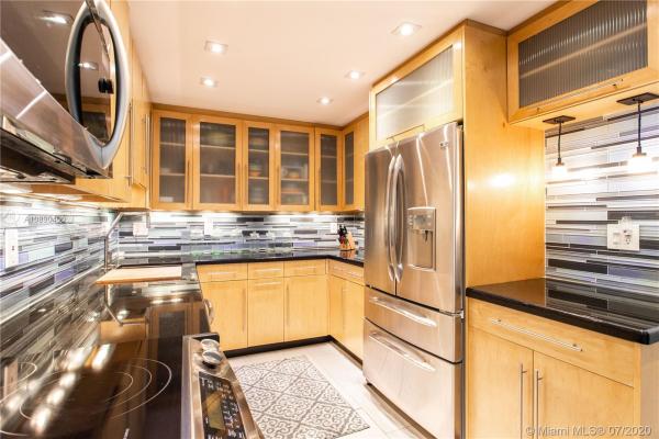 The Palm Bay Yacht Club, 780 NE 69th St #1603, Miami, Florida 33138, image 2