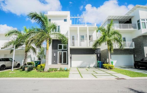 Oasis Park Square At Doral, 8285 NW 34th Dr, Doral, Florida 33122, image 2
