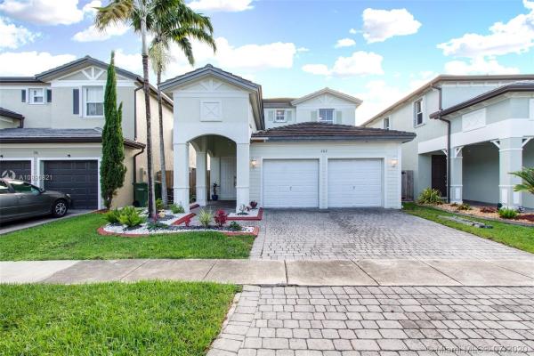 Bali At Oasis, 202 NE 36th Ave Rd, Homestead, Florida 33033, image 2