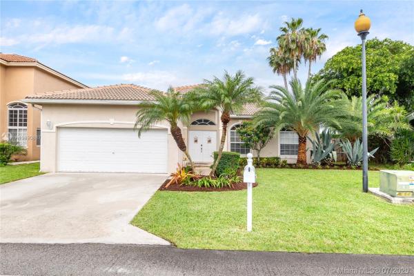East Lake, 570 SE 28th Ln, Homestead, Florida 33033, image 2