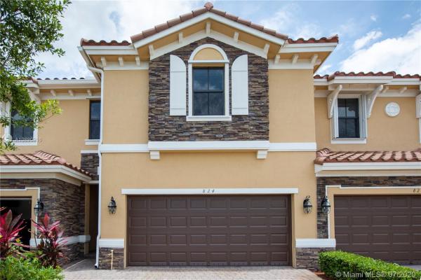 Vaquero Trails, 824 W Village Cir, Davie, Florida 33325, image 2