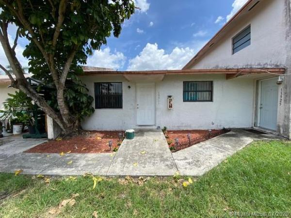 Orchard Gardens, 13923 NE 3rd Ct #B-2, Golden Glades, Florida 33161, image 2