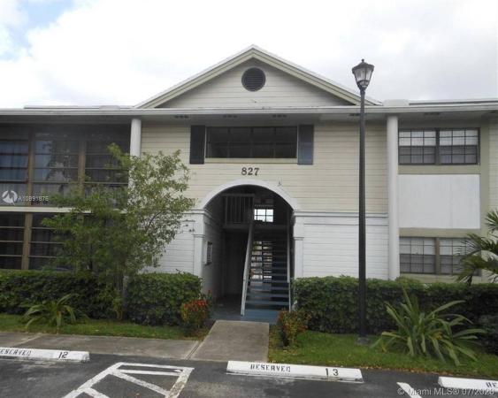 Carmel At The California Club, 827 NE 199th St #206, Ives Estates, Florida 33179, image 2