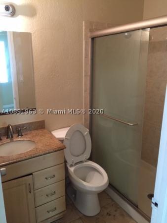 Habitat 2, 5907 NW 21st St #76-E, Lauderhill, Florida 33313, image 2