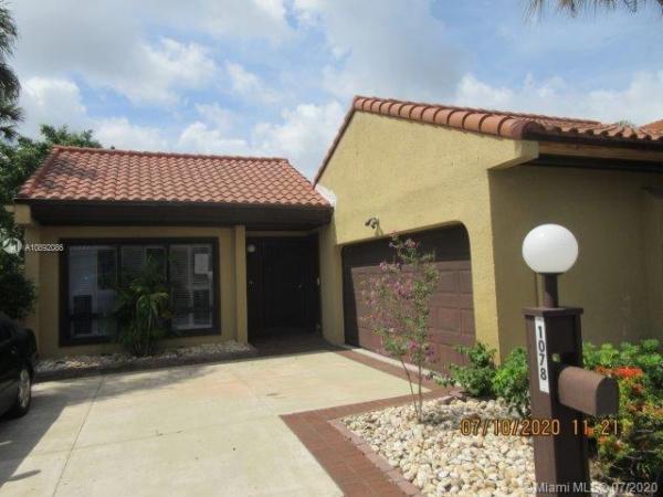California Club Homes, 1078 NE 203rd Ln, Ives Estates, Florida 33179, image 2