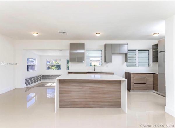 Scott Lake Manor, Miami Gardens, Florida 33169, image 2