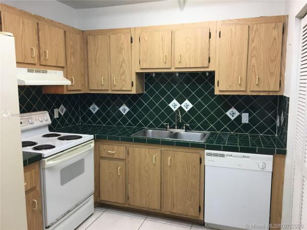 Tree Lake, 1013 Manor Dr, Palm Springs, Florida 33461, image 2