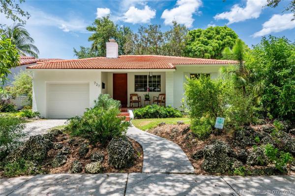 Aqua Marine, 727 NE 76th St, Miami, Florida 33138, image 2