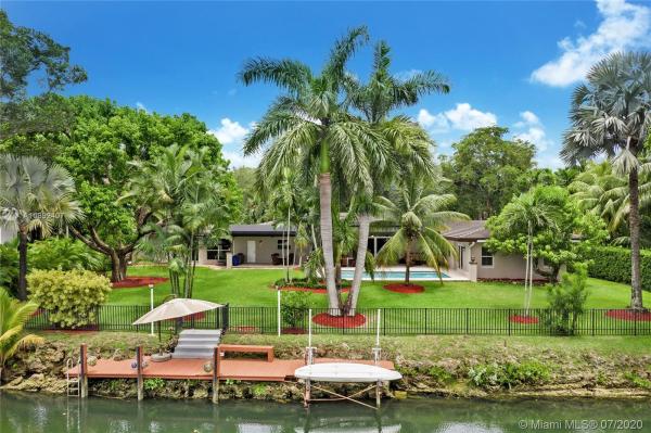 Riviera, 4900 Granada Blvd, Coral Gables, Florida 33146, image 2