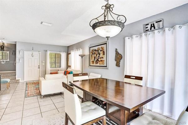 Adventure Homes, 14788 SW 143rd St, Country Walk, Florida 33196, image 2