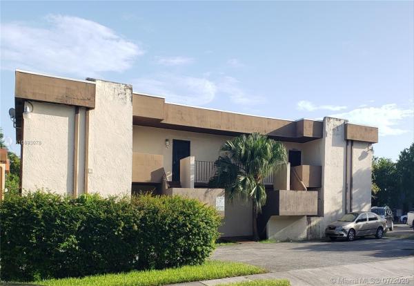 Futura Villas, 214 NE 141st St #10-2-4, Golden Glades, Florida 33161, image 2