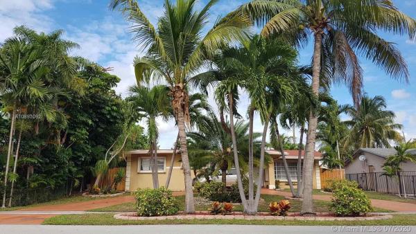Sunset Isles, 2803 Cleveland St, Hollywood, Florida 33020, image 2