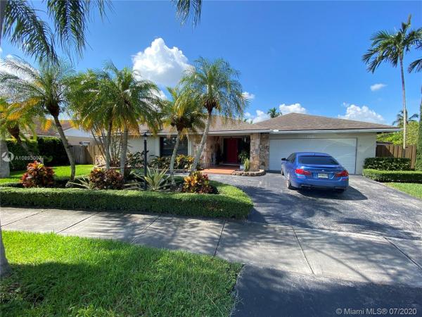 11818 SW 96th Ter, Kendall, Florida 33186, image 2